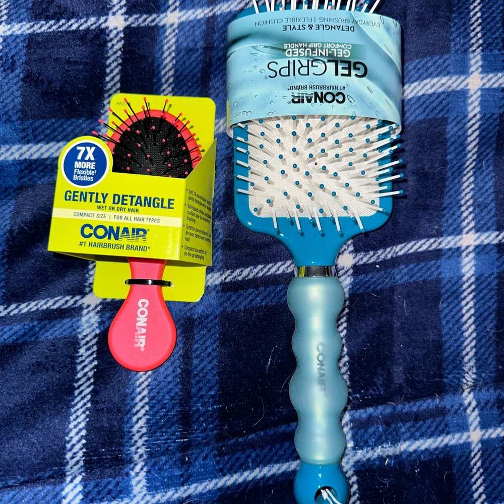 NWT Conair Hairbrush bundle